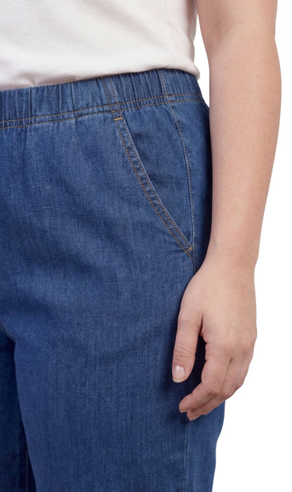 Women's Lightweight Pull-On Denim Jeans with Elastic Waist