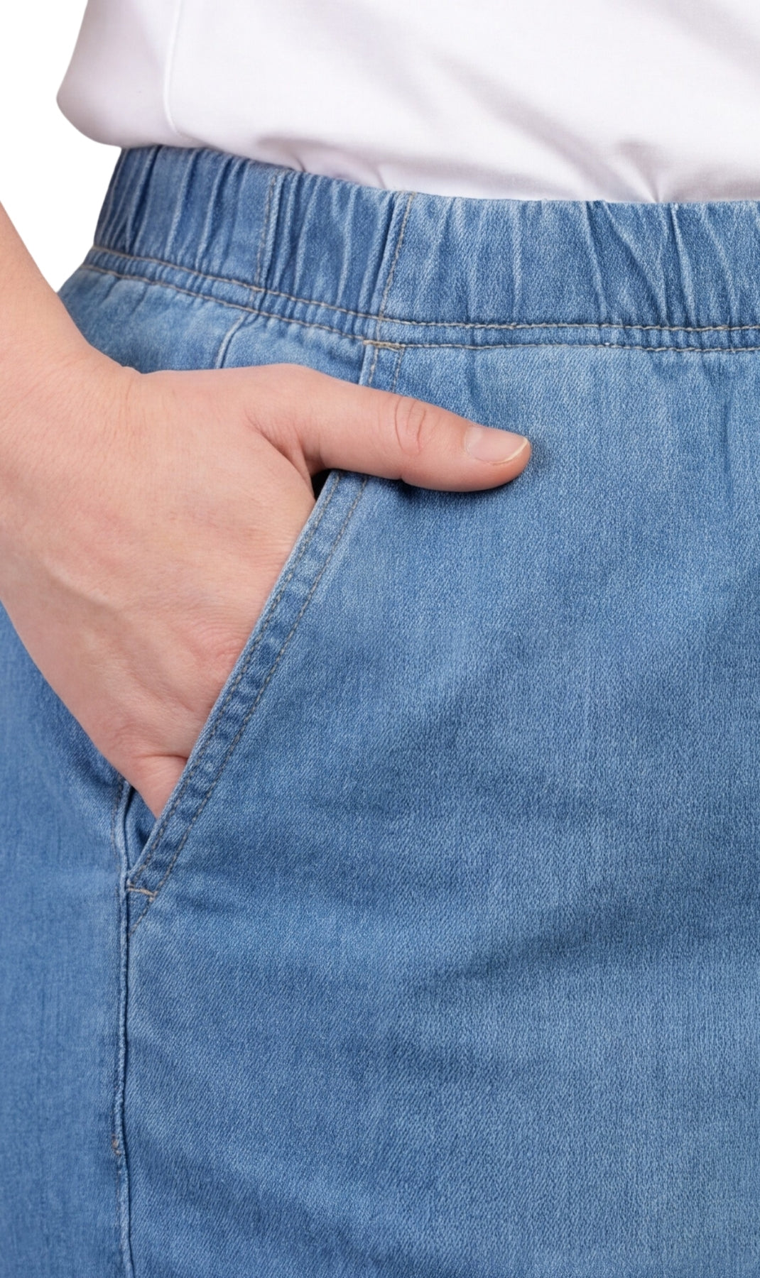Women's Lightweight Pull-On Denim Jeans with Elastic Waist
