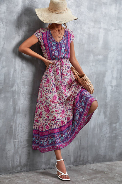 V-Neck Maxi Dress with Short Sleeves and Stunning Print