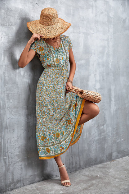 V-Neck Maxi Dress with Short Sleeves and Stunning Print