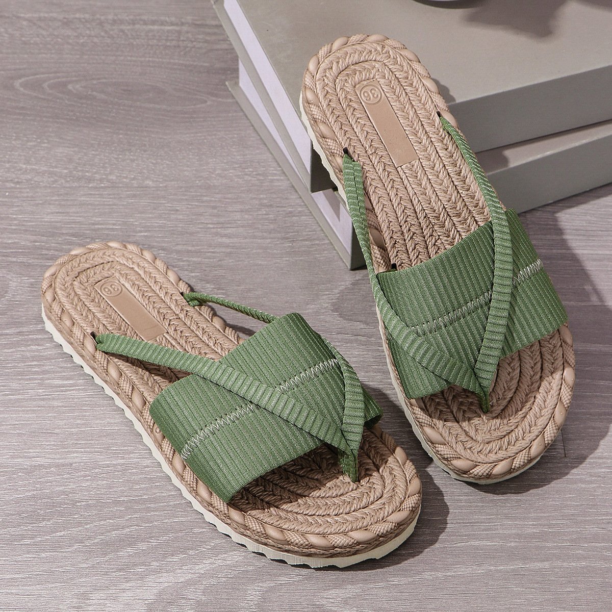 Women's Beach Sandals Fashion Toe-Strap Flip-Flops Slipper