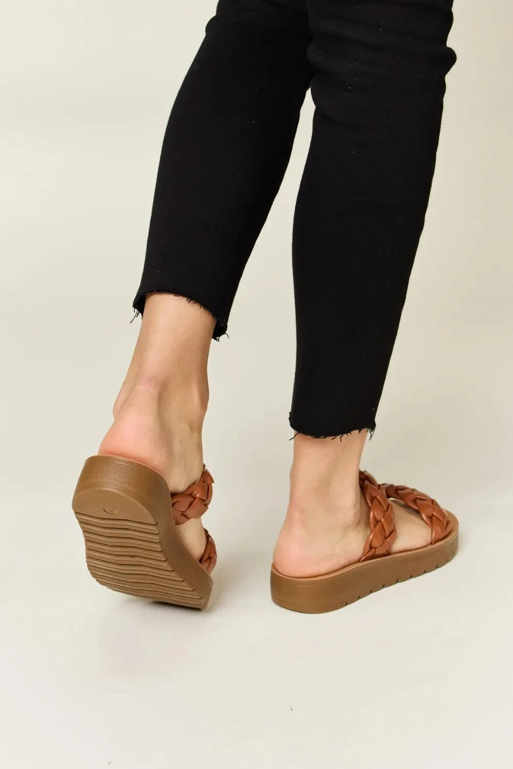 WILD DIVA Dual Band Platform Sandals for Effortless Style and Comfort