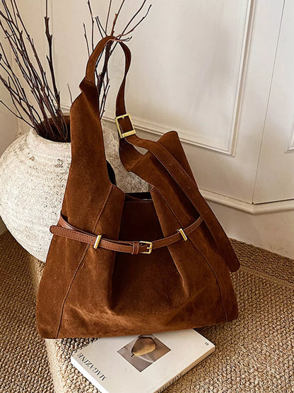 Buckle Adjustable Strap Shoulder Bag for Versatile Everyday Use