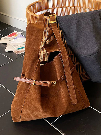Buckle Adjustable Strap Shoulder Bag for Versatile Everyday Use