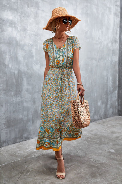 V-Neck Maxi Dress with Short Sleeves and Stunning Print