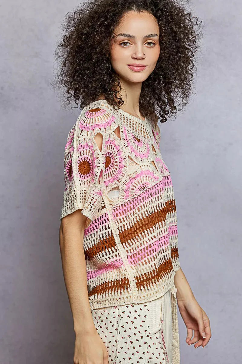 Weave Pattern Crochet Top with Short Sleeves and Border Accents
