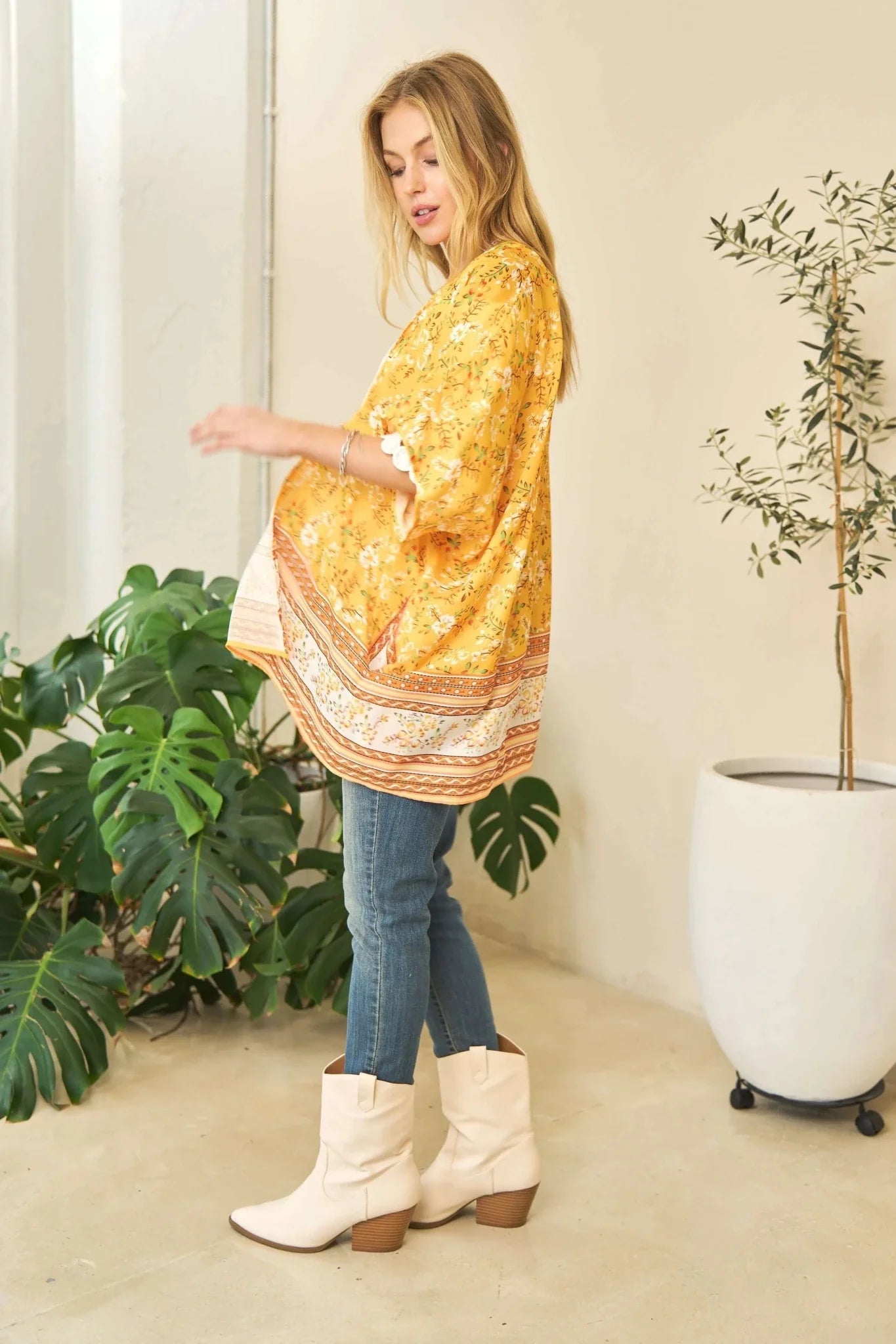 Davi & Dani Floral Kimono Cover Up - Short Sleeve Loose Fit