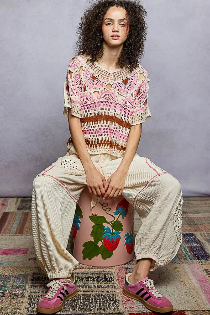 Weave Pattern Crochet Top with Short Sleeves and Border Accents