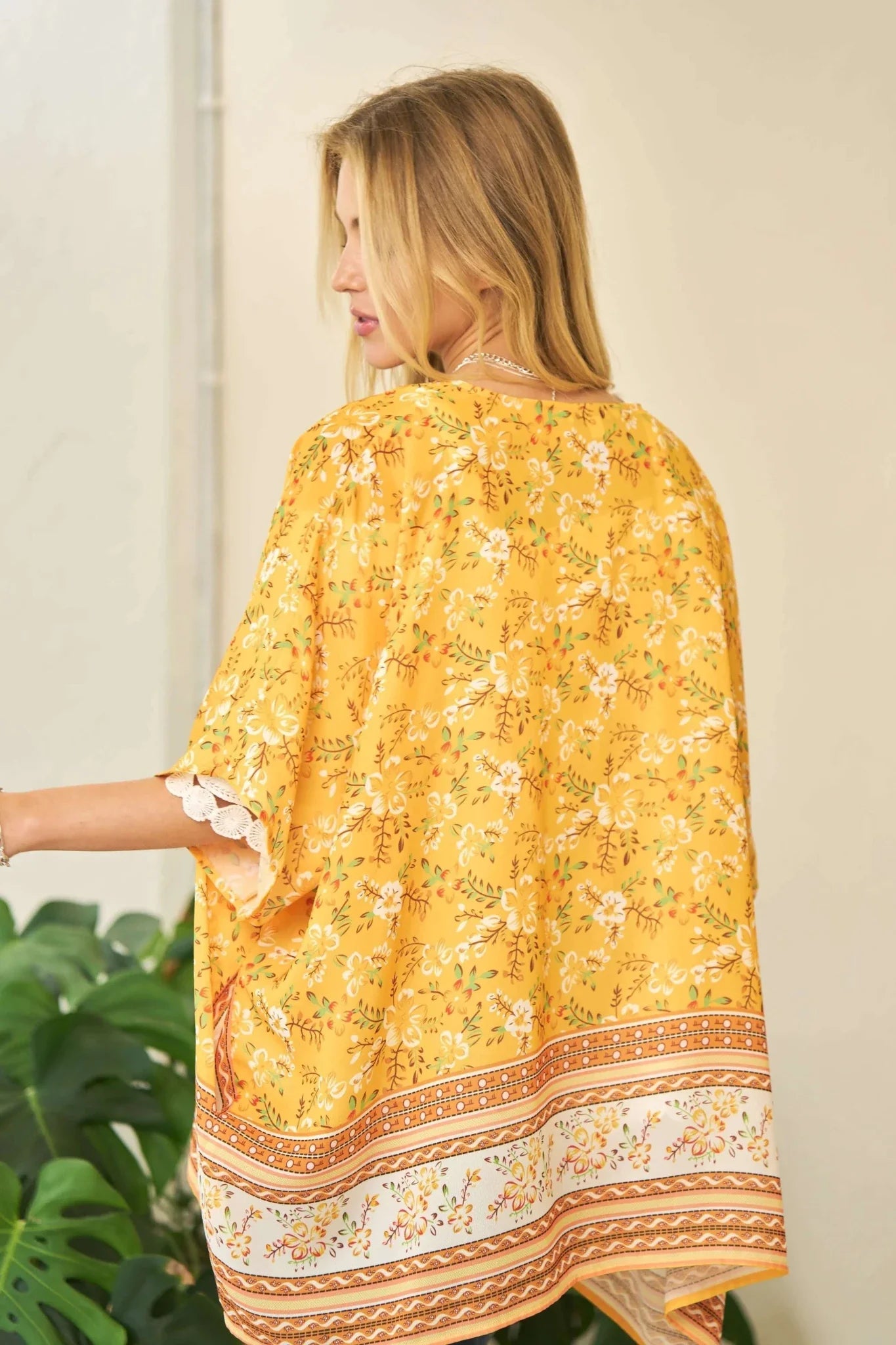 Davi & Dani Floral Kimono Cover Up - Short Sleeve Loose Fit